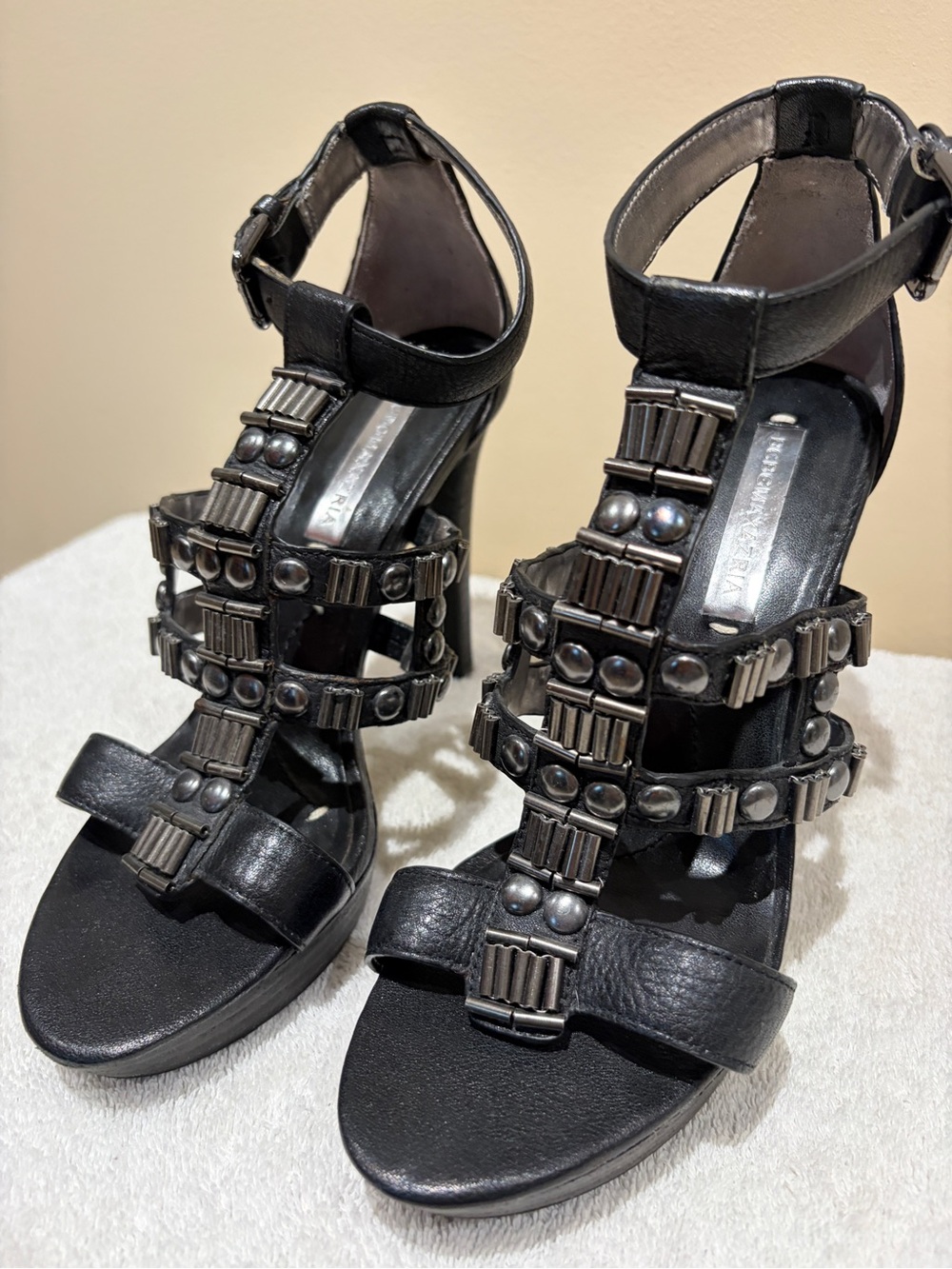 BCBGMAXAZRIA Studded Black Sandals – Luxe & Edgy